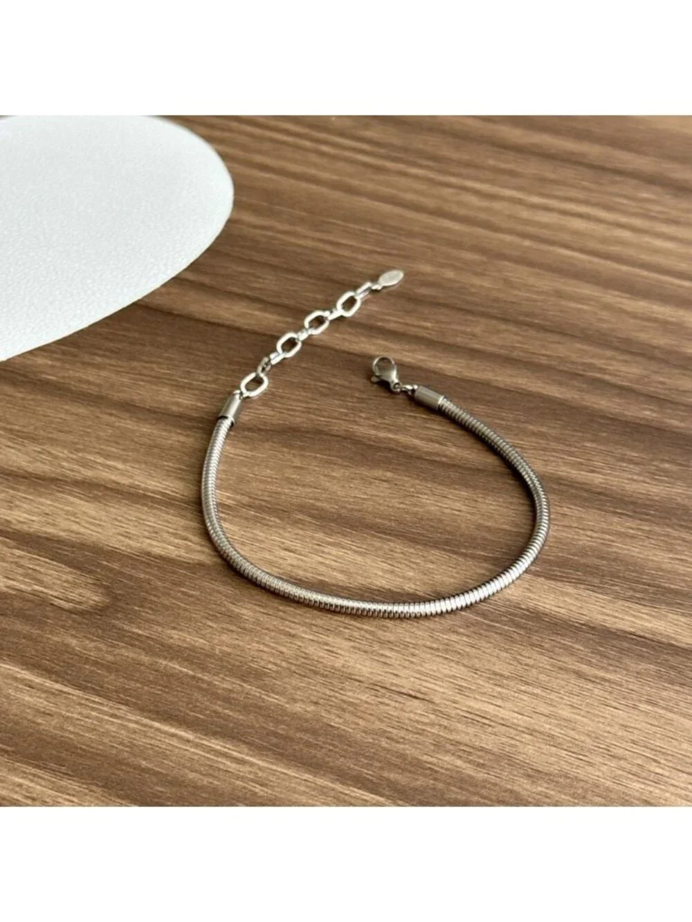 Elegant Silver Bracelet Q71